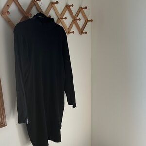 Old Navy Black Ribbed Turtleneck